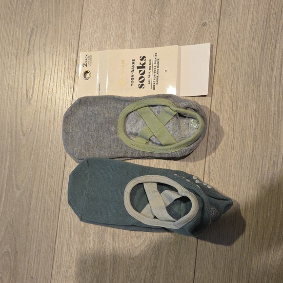 Gaiam Yoga Barre Socks - 2 pack - Picture 1 of 1